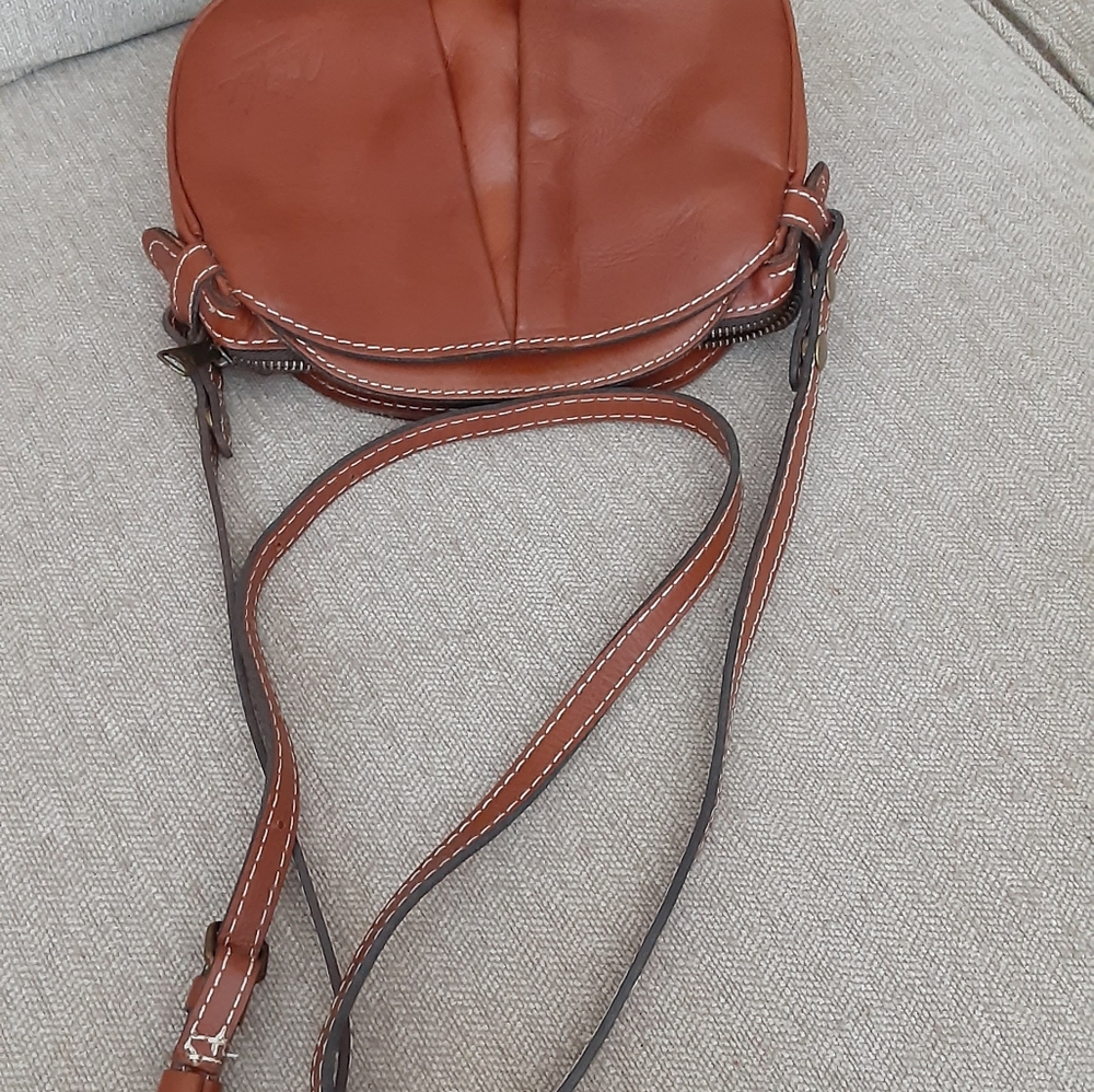 Patricia Nash Elegant English Tan Leather Crossbody Bag - Picture 14 of 14
